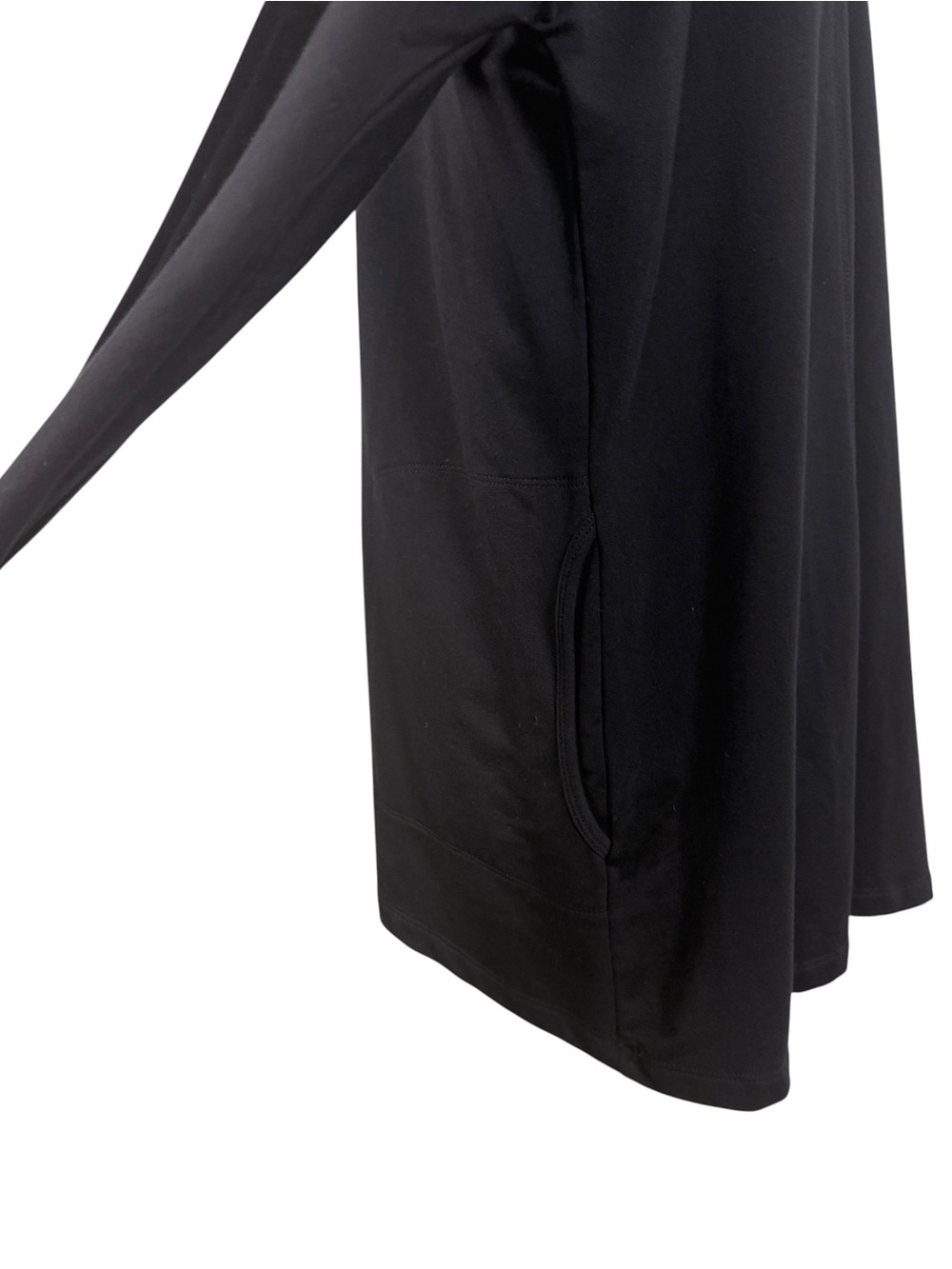 Intro Love Black Velvet Sleeve Tunic Top Large V Neck Pockets Quiet Luxury - Picture 6 of 11